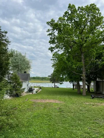 $379,900 | 233 Inlet Shore Drive, Delavan, WI 53115