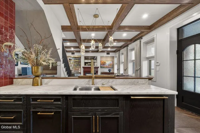 $2,292,200 | 122 Regent Street, Unit 3, Saratoga Springs, NY 12866