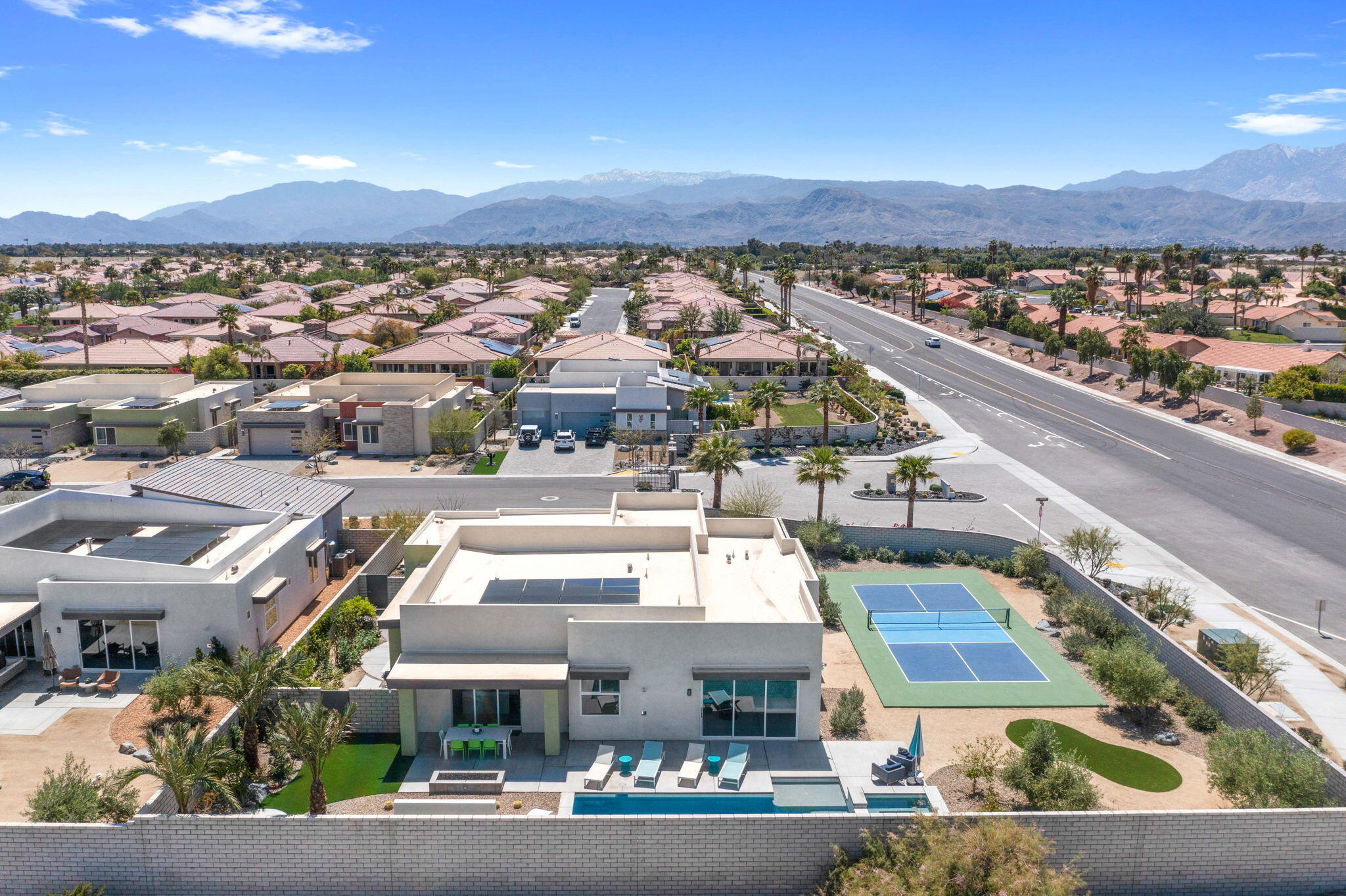 2 Iridium Way Rancho Mirage, CA 92270 - Photo 53 of 55 a view of a city