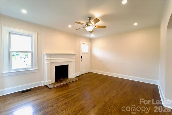 $2,250 | 2128 Jackson Street, Wilmington, NC 28401