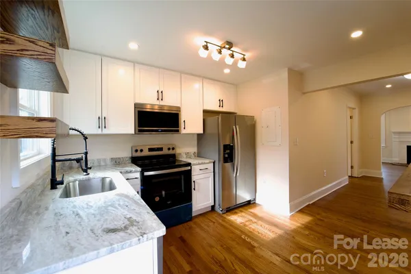 $2,250 | 2128 Jackson Street, Wilmington, NC 28401