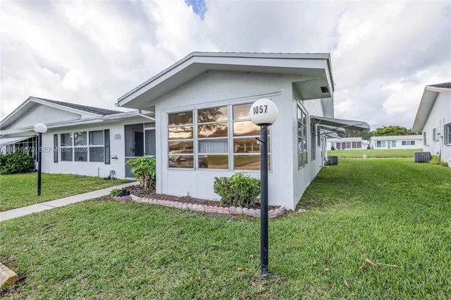 $2,100 | 1057 Northwest 88th Avenue, Unit D91, Plantation, FL 33322