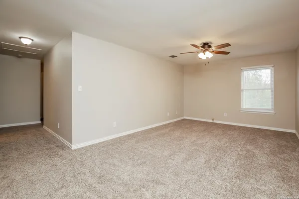 $1,970 | 3438 Columbia Drive, Cibolo, TX 78108