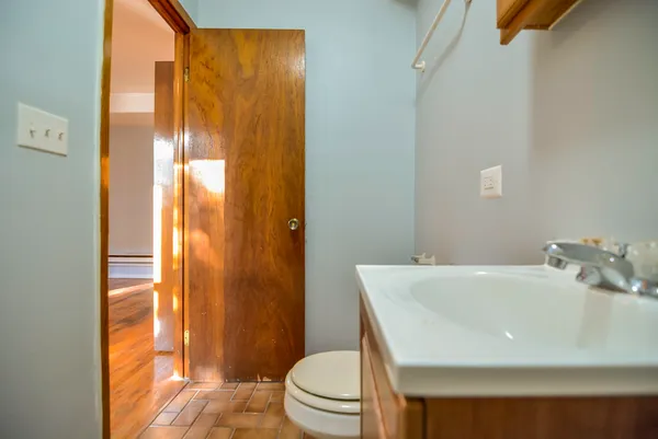 $1,295 | 4515 North Malden Street, Unit 1B, Chicago, IL 60640