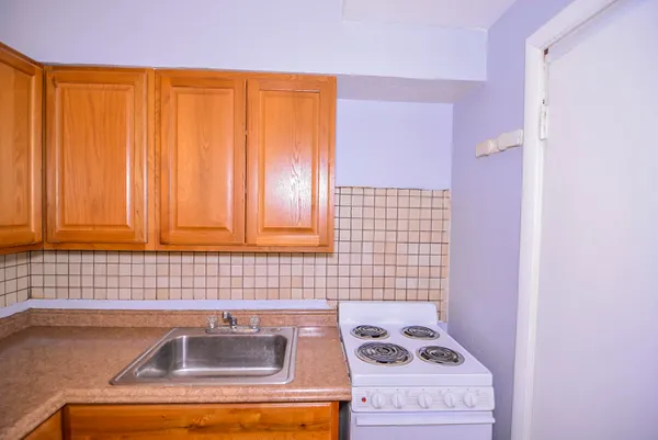 $1,295 | 4515 North Malden Street, Unit 1B, Chicago, IL 60640