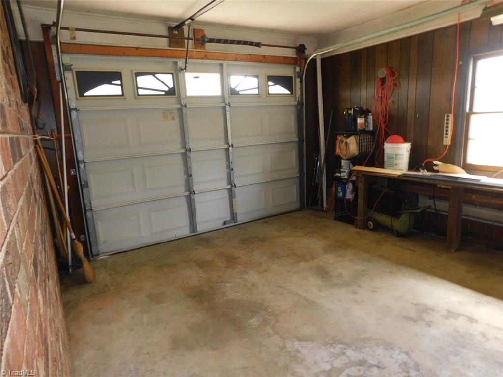 6624 Cedarberry Road Trinity, NC 27370 - Photo 12 of 18 Garage
