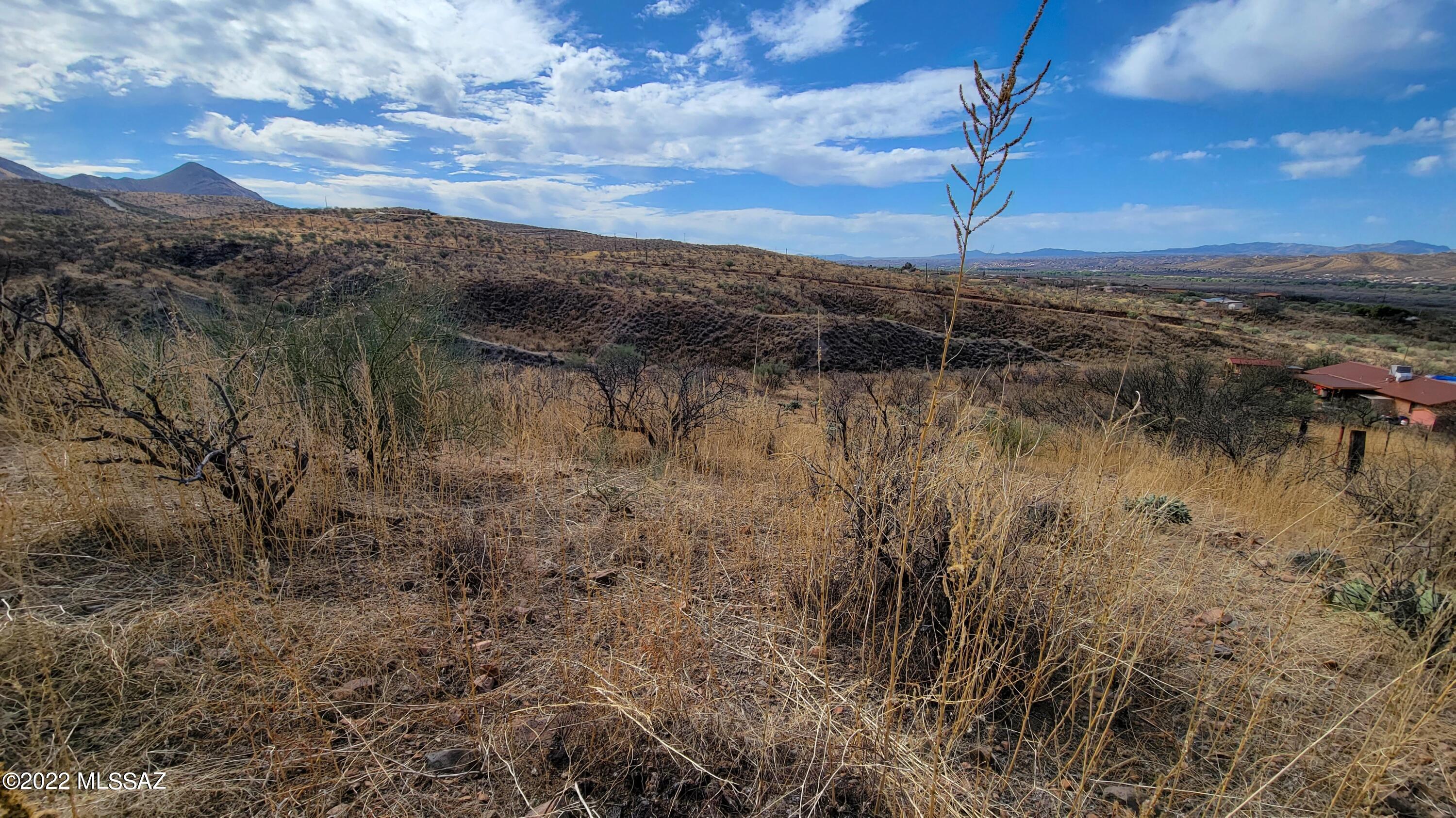 181 Vereda Cabrilla Lane, Unit 31 Rio Rico, AZ 85648 - Photo 6 of 13
