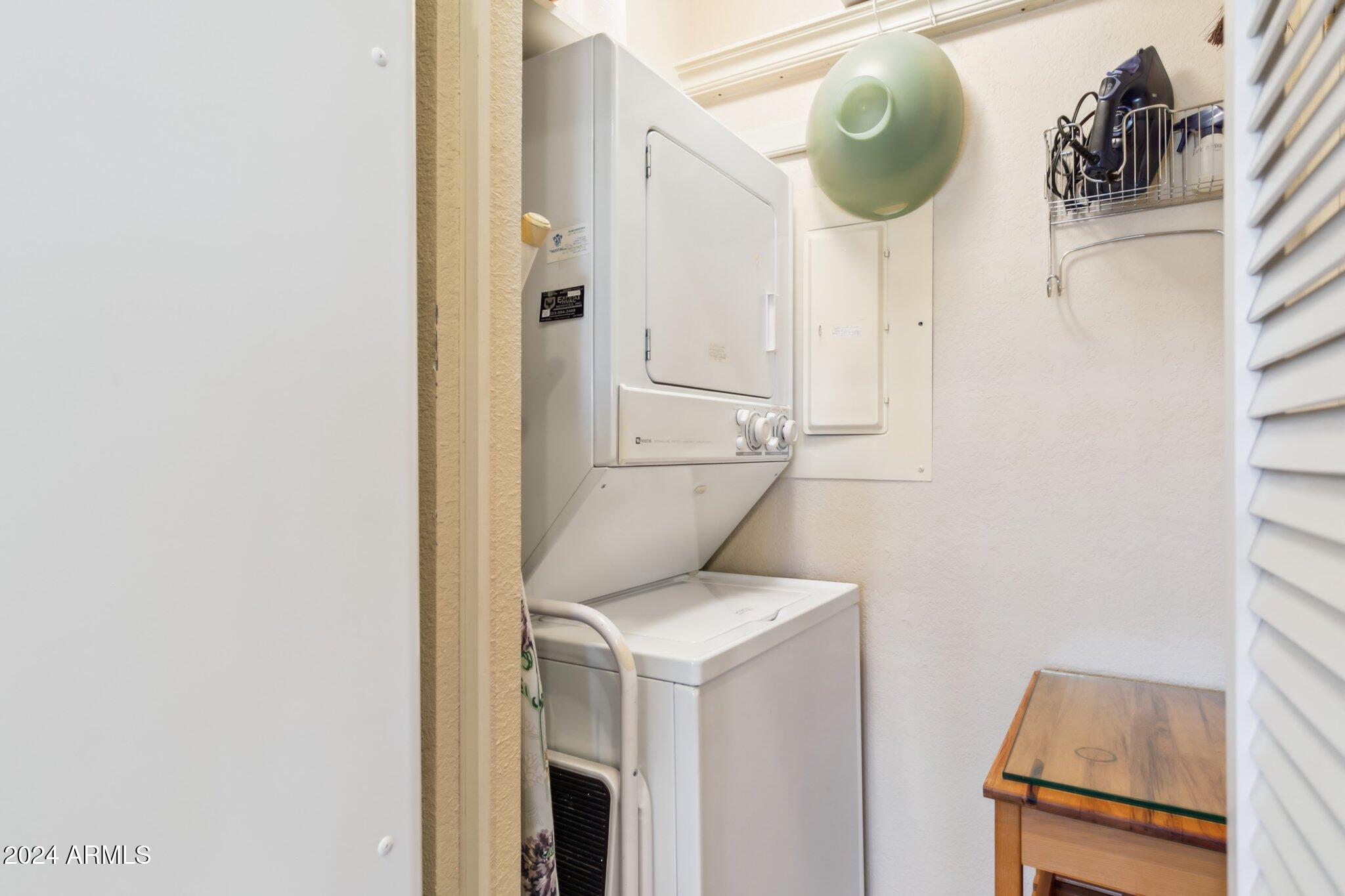 9707 East Mountain View Road, Unit 2438 Scottsdale, AZ 85258 - Photo 20 of 22 Full size washer dryer