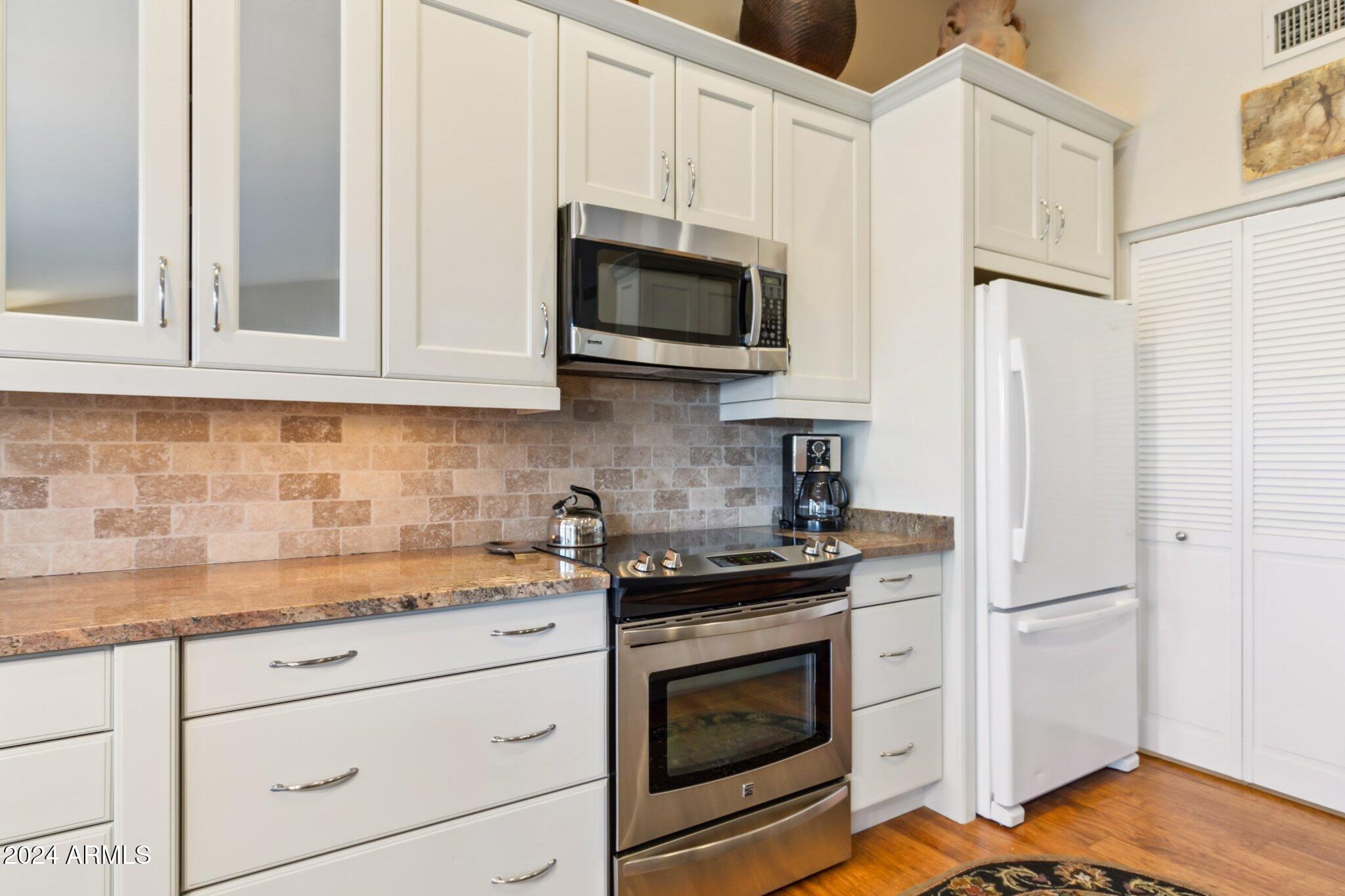 9707 East Mountain View Road, Unit 2438 Scottsdale, AZ 85258 - Photo 9 of 22 Remodeled Kitchen