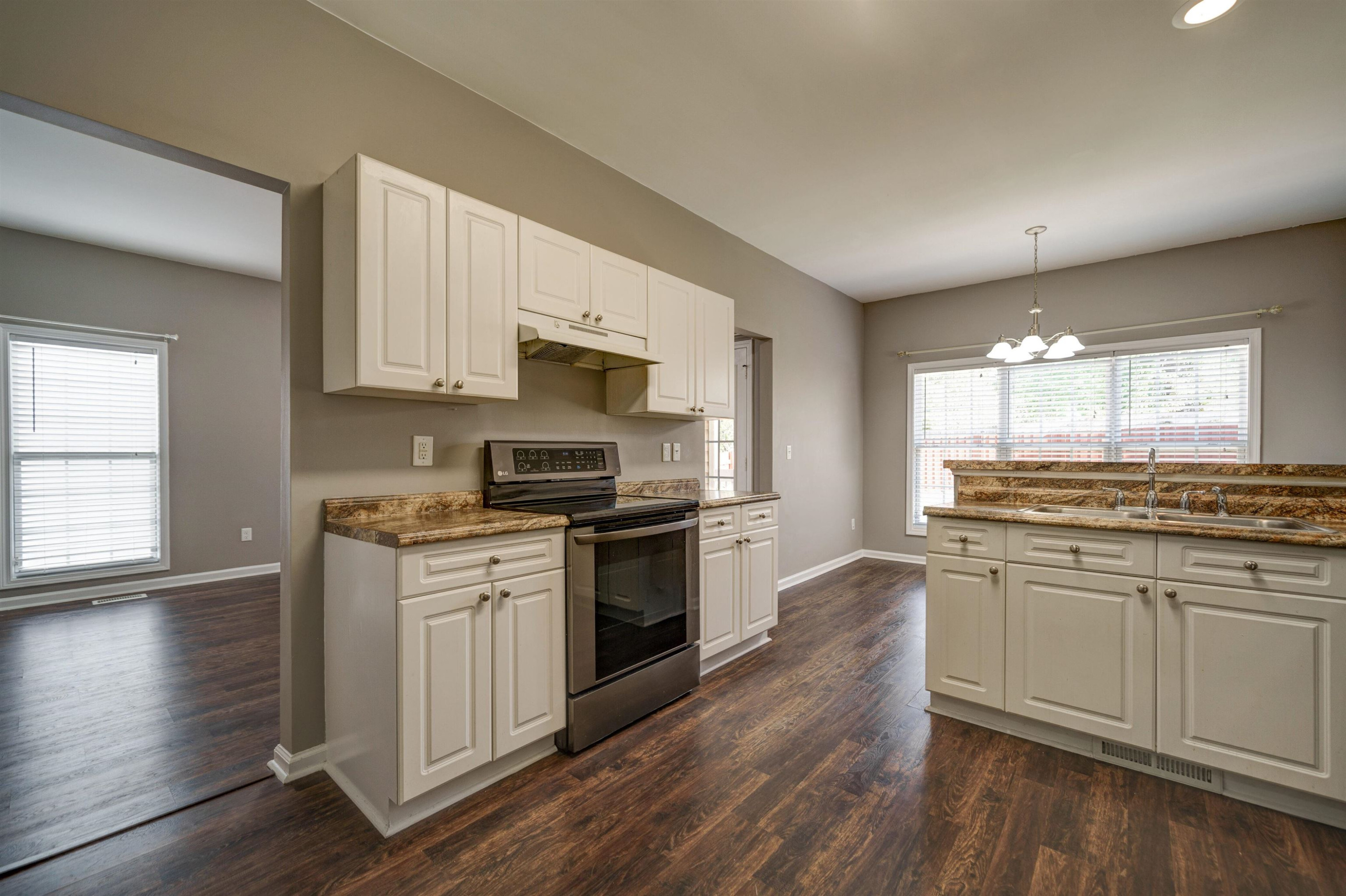 4233 Beacon Crest Way Raleigh, NC 27604 - Photo 9 of 40 Photo 9