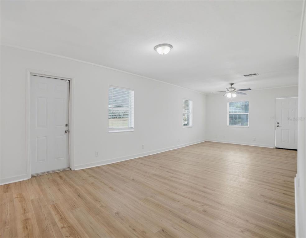 403 Virginia Street Frostproof, FL 33843 - Photo 6 of 10