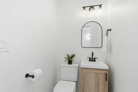 $550,000 | 1816 North Spaulding Avenue, Unit 1, Chicago, IL 60647