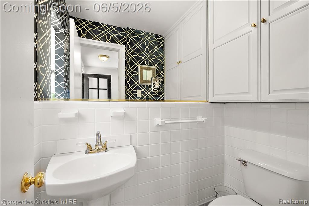 1257 Audubon Road Grosse Pointe, MI 48230 - Photo 23 of 82