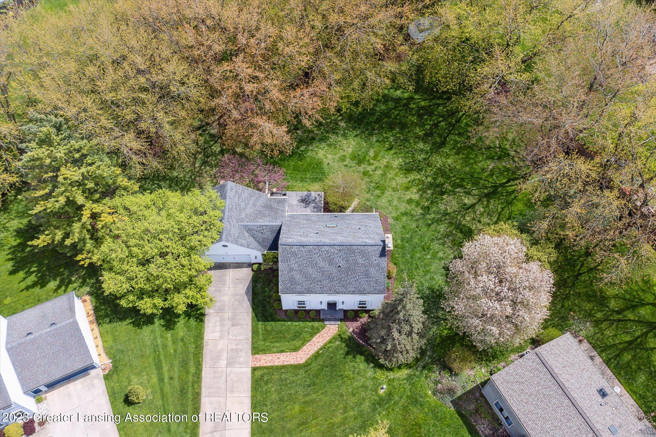 941 Kingsbridge Road Grand Ledge, MI 48837 - Photo 44 of 46 76-941-Kingsbridge-Rd-Grand-Ledge-MI-488