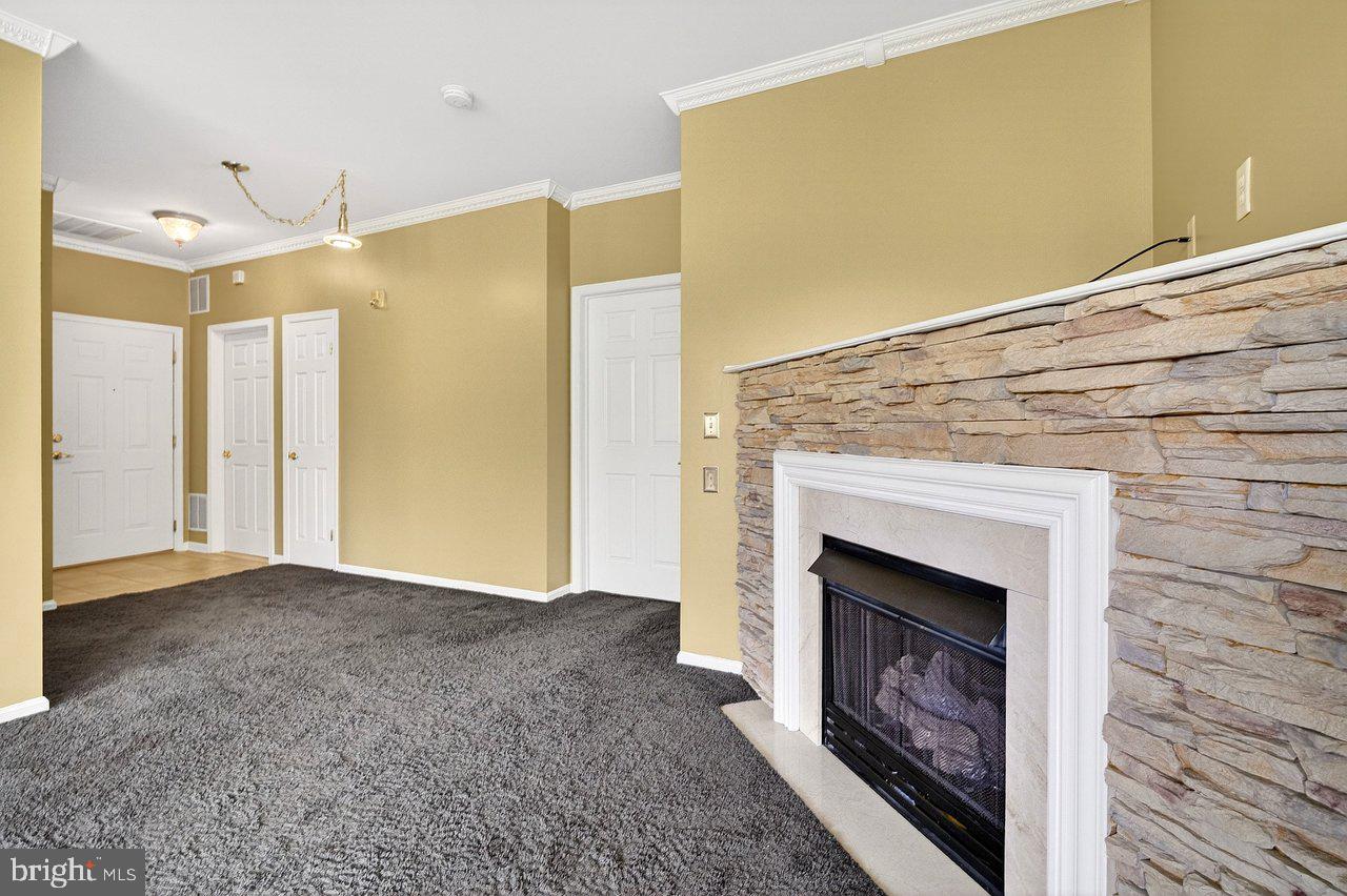 23 Kyle Way Ewing, NJ 08628 - Photo 7 of 30