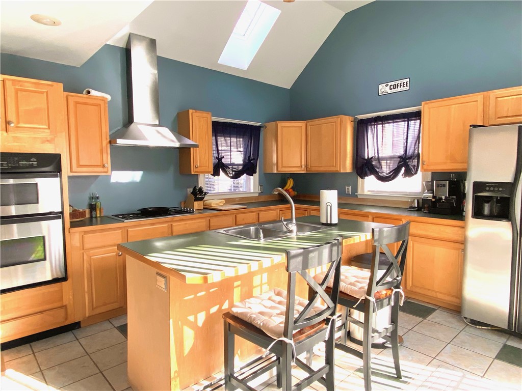 102 Temple Street Woonsocket, RI 02895 - Photo 4 of 18