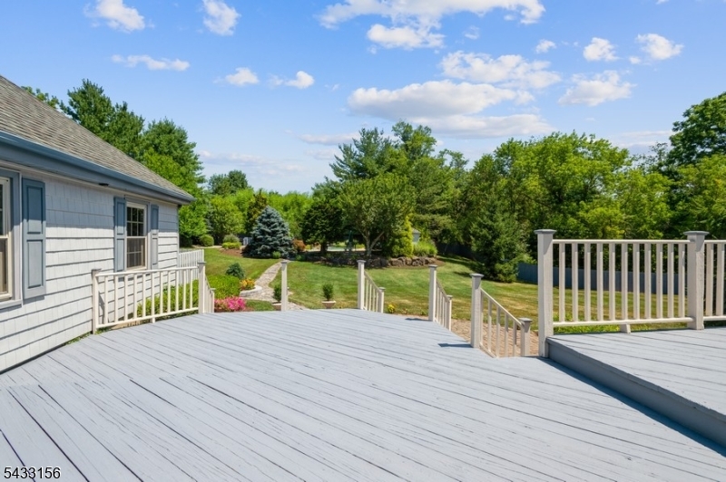 200 Raritan Lane Whitehouse Station, NJ 08889 - Photo 33 of 36