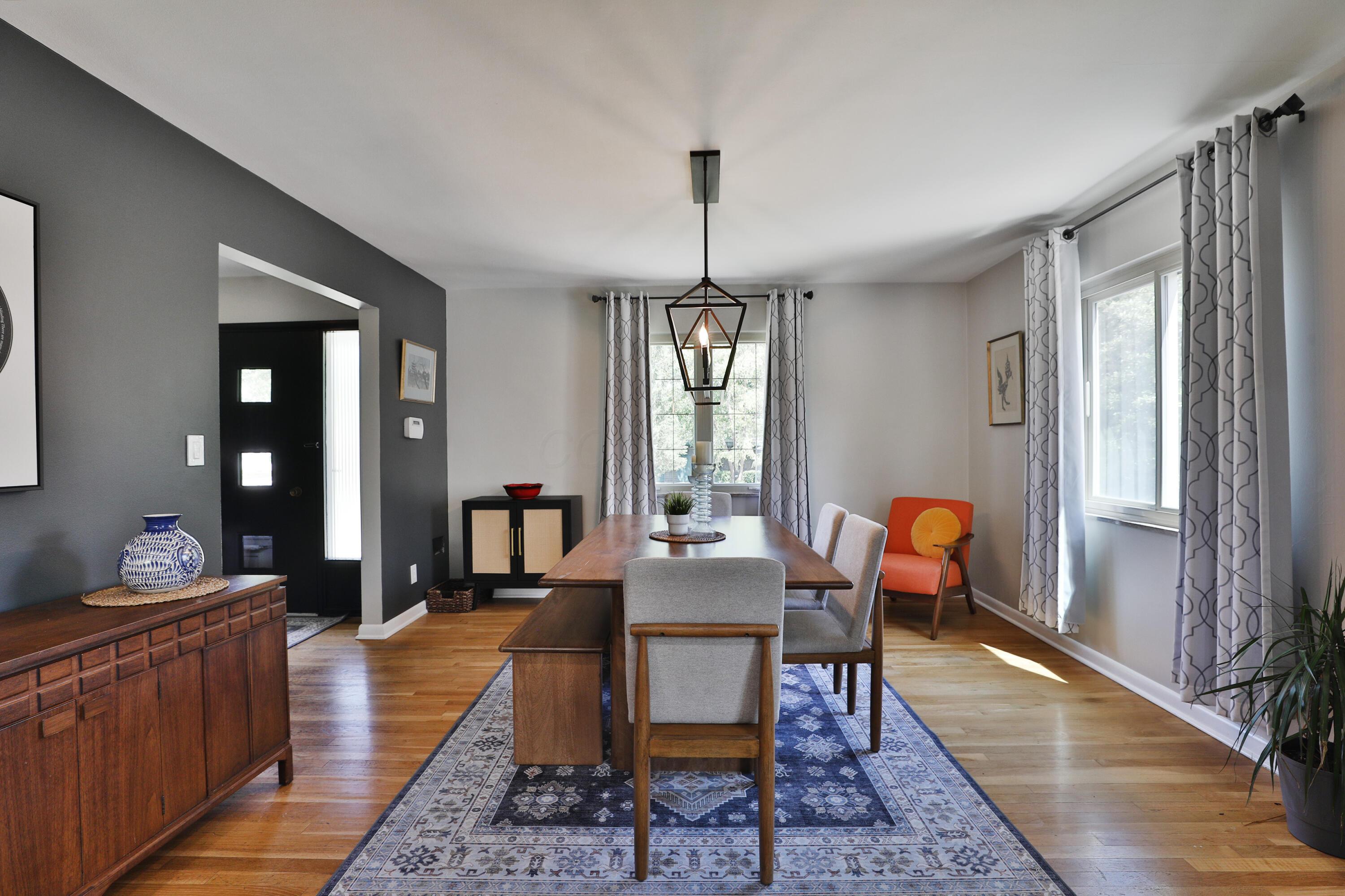 315 South Kellner Road Columbus, OH 43209 - Photo 14 of 51 Contemporary styling