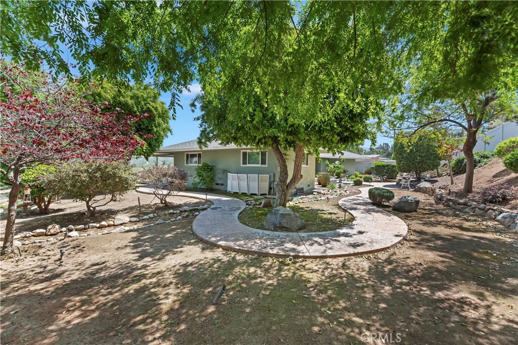 23247 Townsend Drive Grand Terrace, CA 92313 - Photo 11 of 51