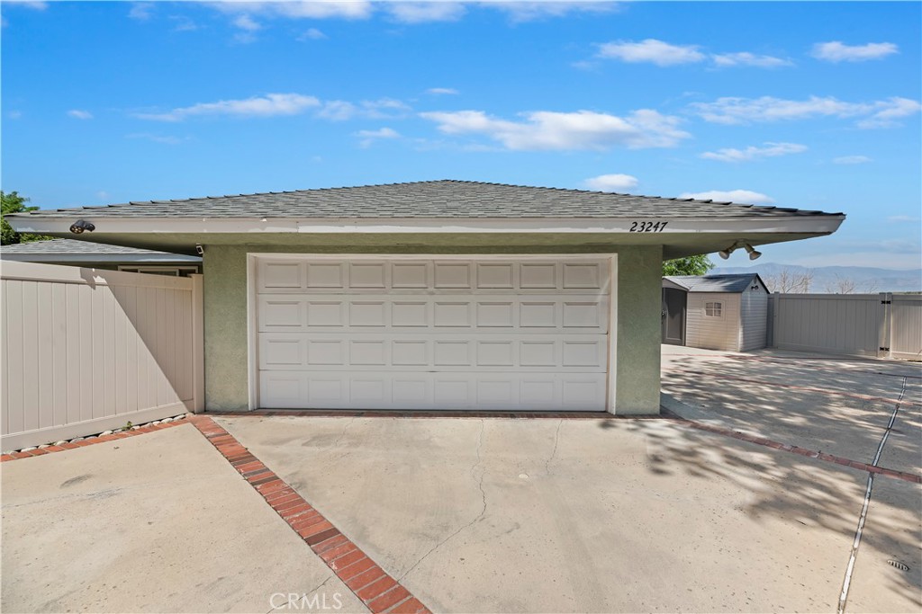 23247 Townsend Drive Grand Terrace, CA 92313 - Photo 5 of 51