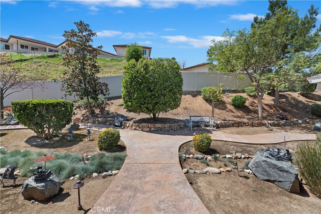 23247 Townsend Drive Grand Terrace, CA 92313 - Photo 8 of 51