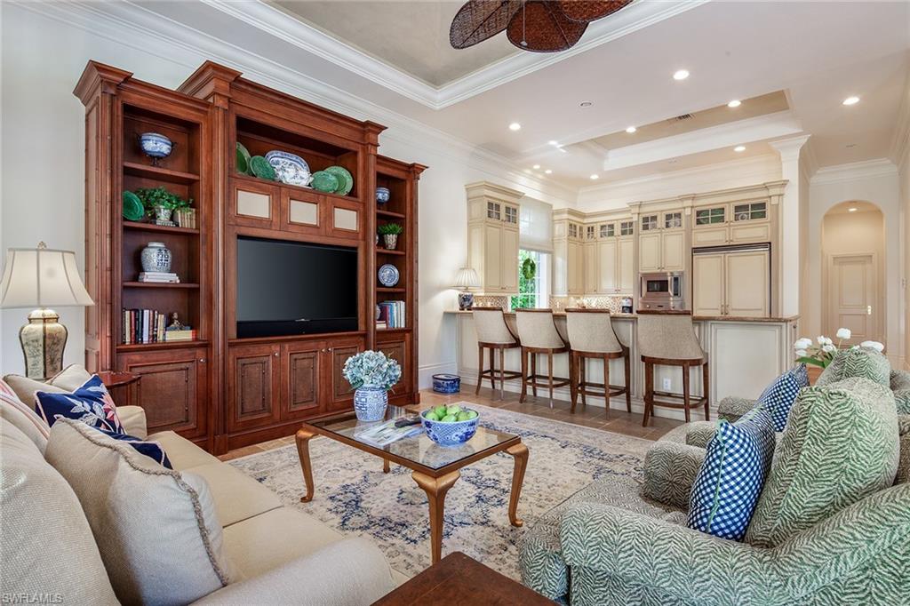 2199 Miramonte Way Naples, FL 34105 - Photo 10 of 30 Gallery Image 10