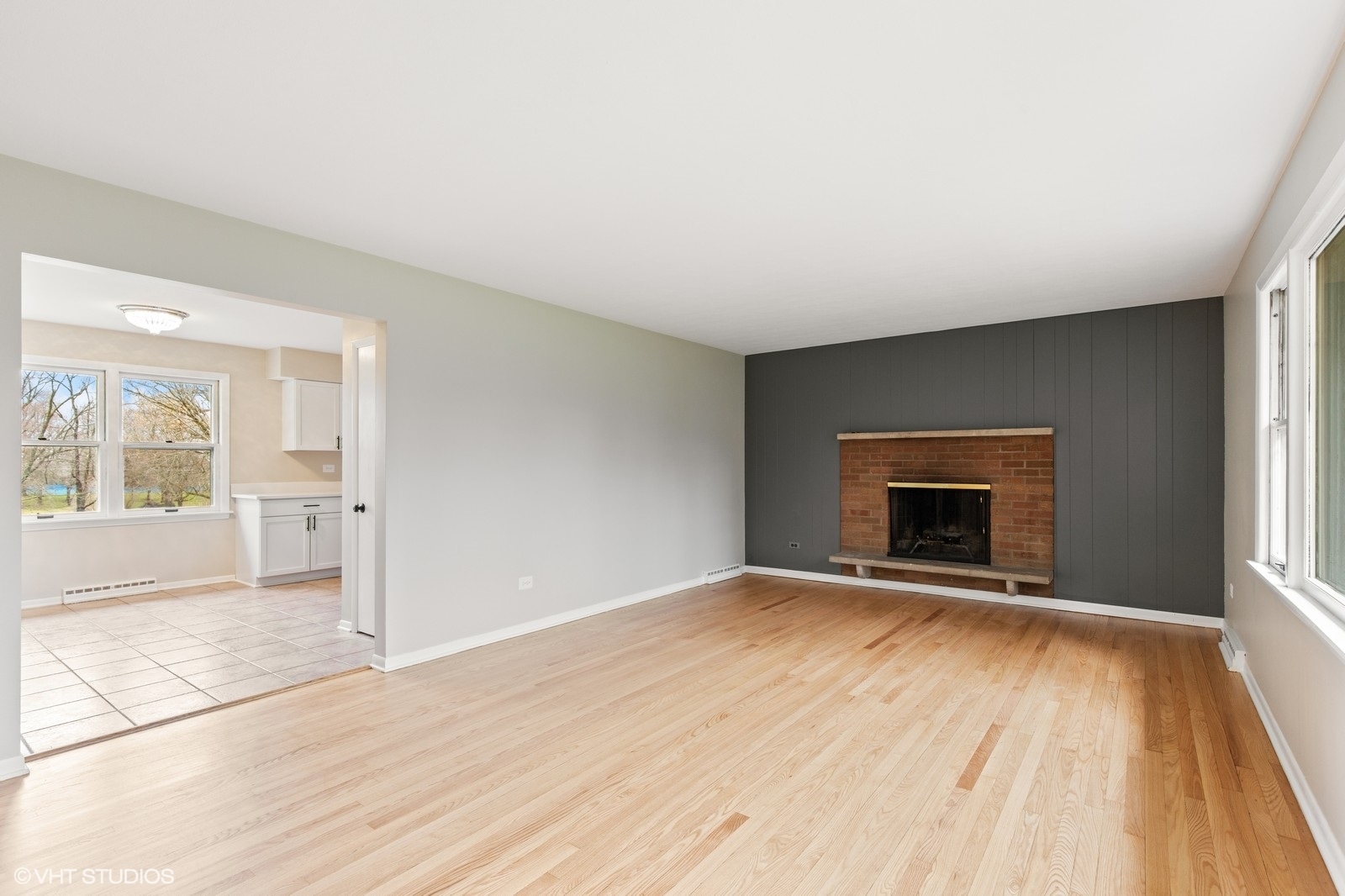 5632 Hanssen Road Gurnee, IL 60031 - Photo 11 of 26 Gallery Image 11
