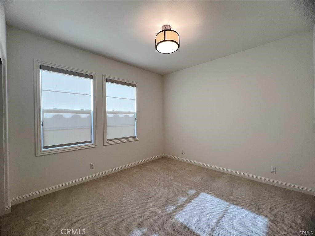 185 Bryce Run Lake Forest, CA 92630 - Photo 23 of 34 an empty room with windows