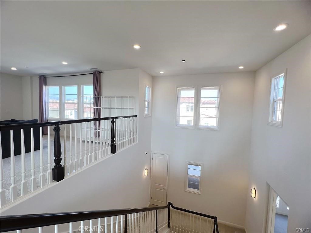 185 Bryce Run Lake Forest, CA 92630 - Photo 29 of 34 a view of a hallway with windows