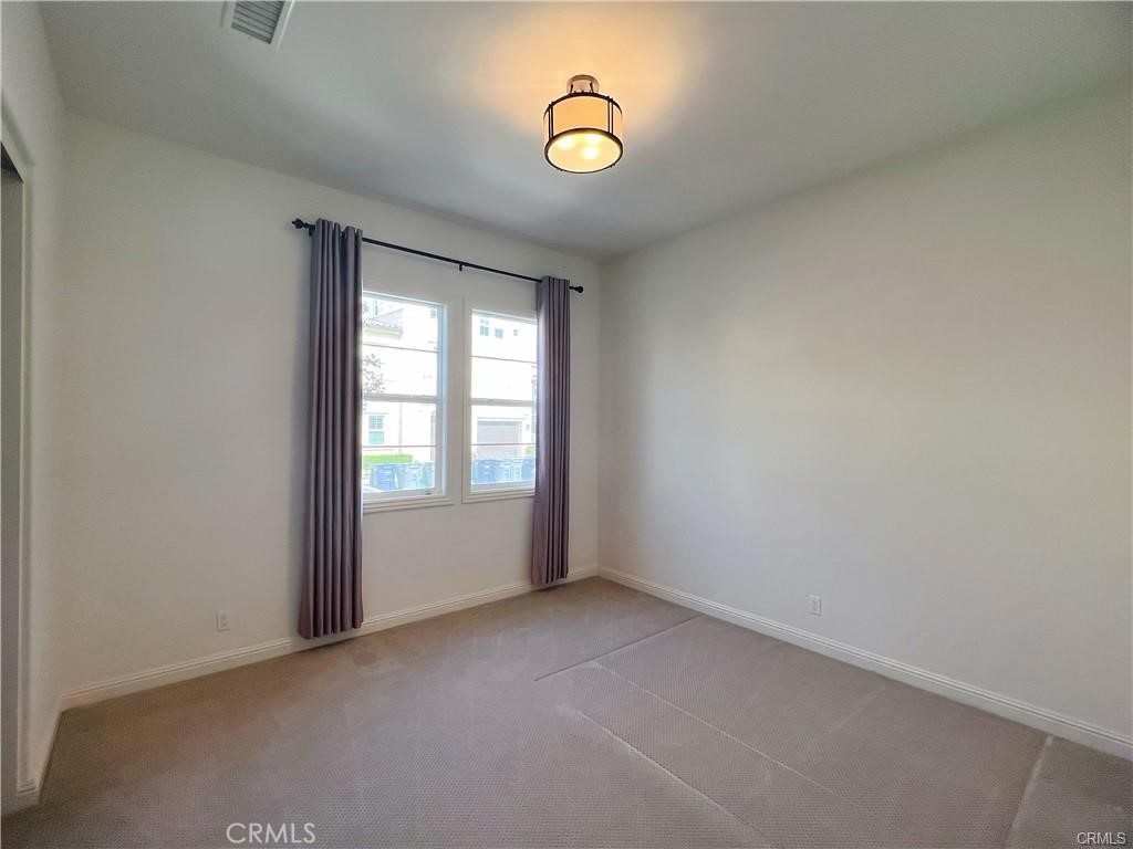 185 Bryce Run Lake Forest, CA 92630 - Photo 5 of 34 a view of empty room with window