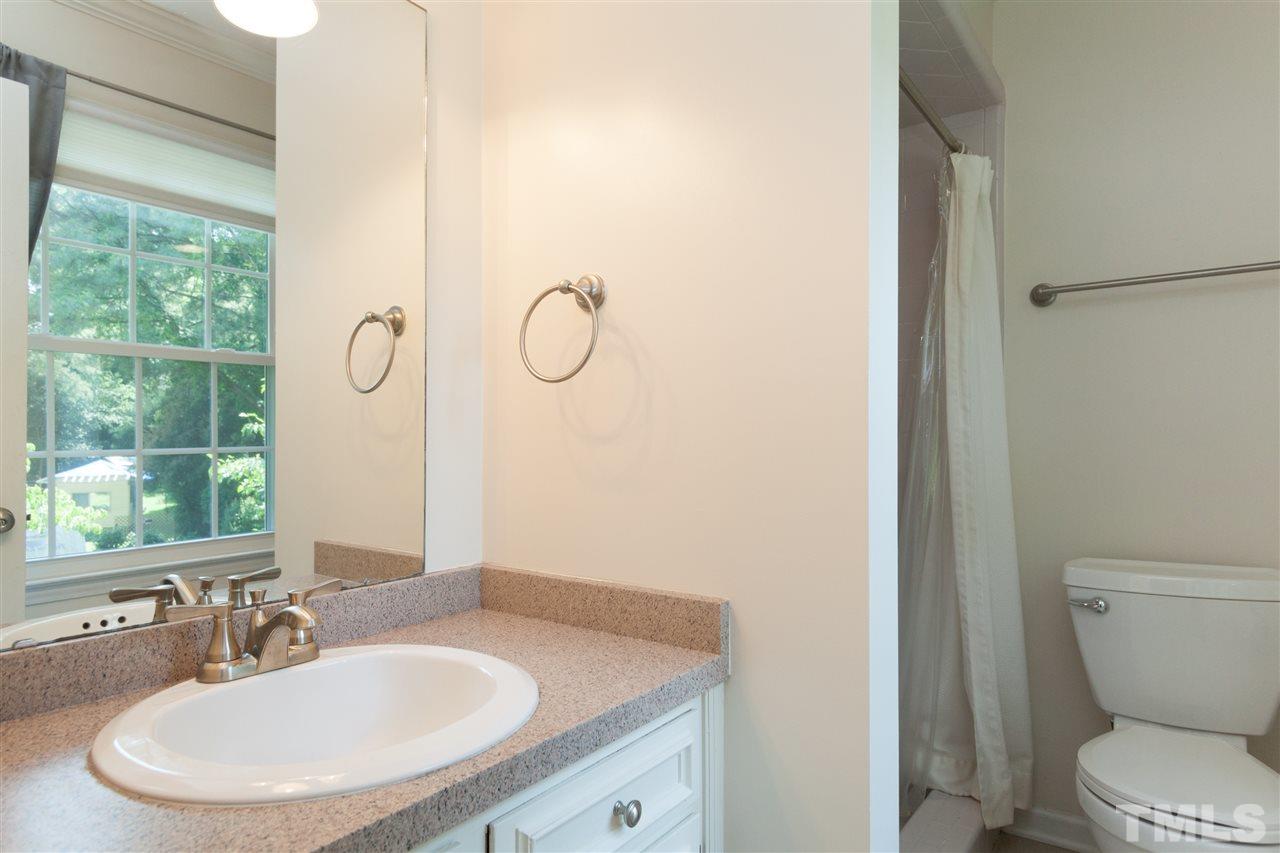 1324 Kintyre Circle Raleigh, NC 27612 - Photo 13 of 25 Gallery Image 13