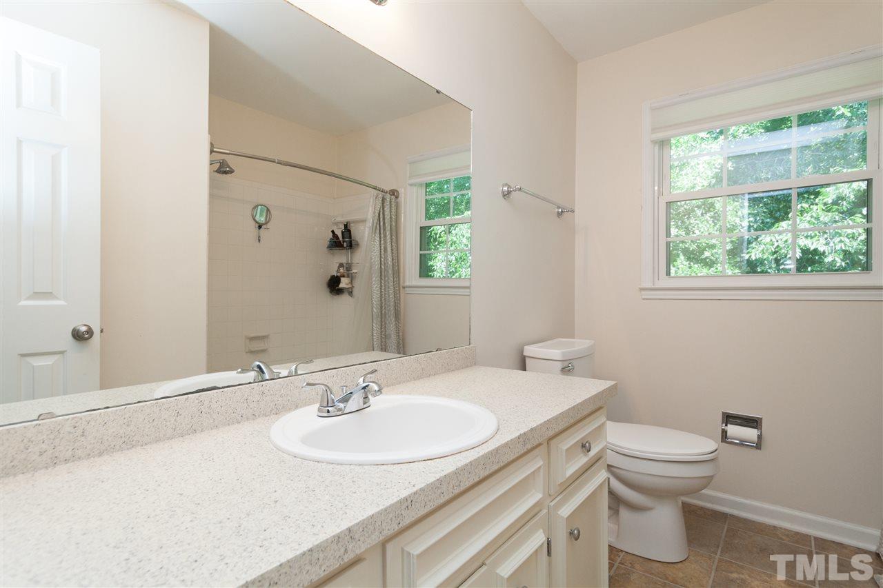 1324 Kintyre Circle Raleigh, NC 27612 - Photo 14 of 25 Gallery Image 14