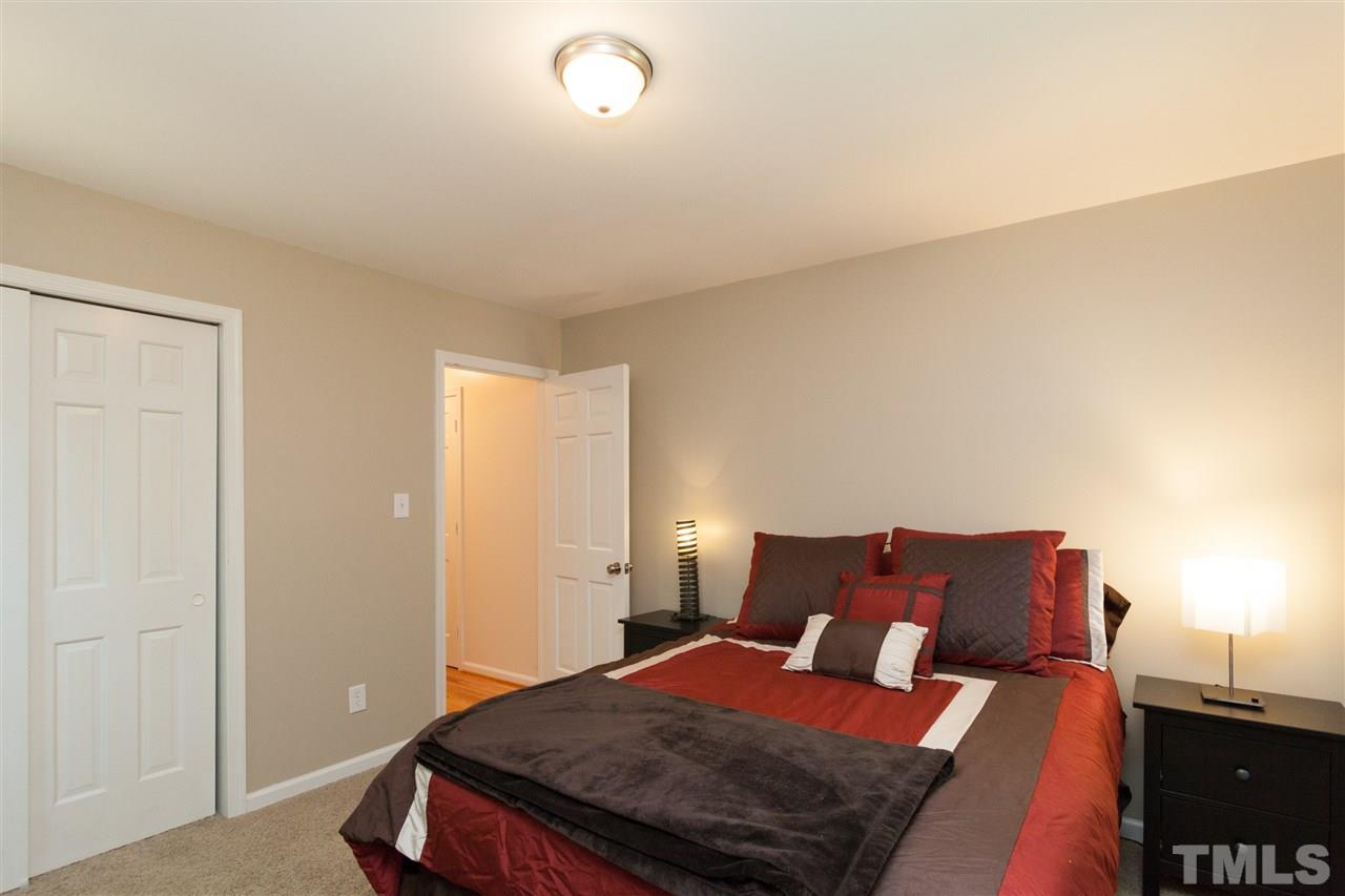 1324 Kintyre Circle Raleigh, NC 27612 - Photo 16 of 25 Gallery Image 16