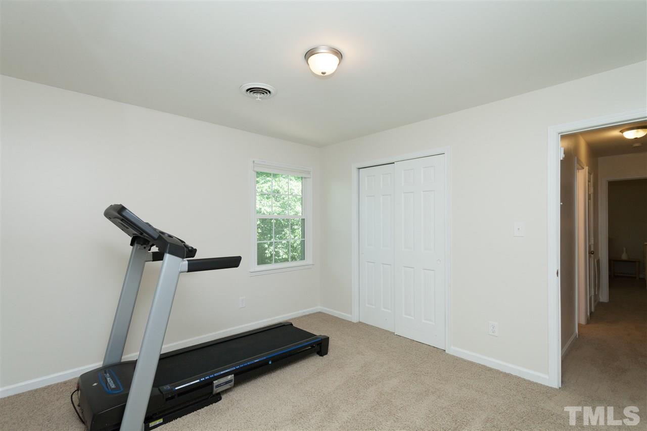 1324 Kintyre Circle Raleigh, NC 27612 - Photo 21 of 25 Gallery Image 21