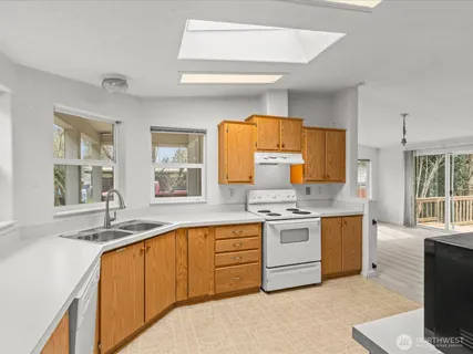 $500,000 | 20524 32nd Drive Southeast, Bothell, WA 98012