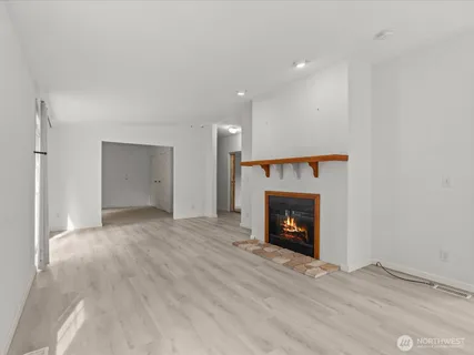 $500,000 | 20524 32nd Drive Southeast, Bothell, WA 98012