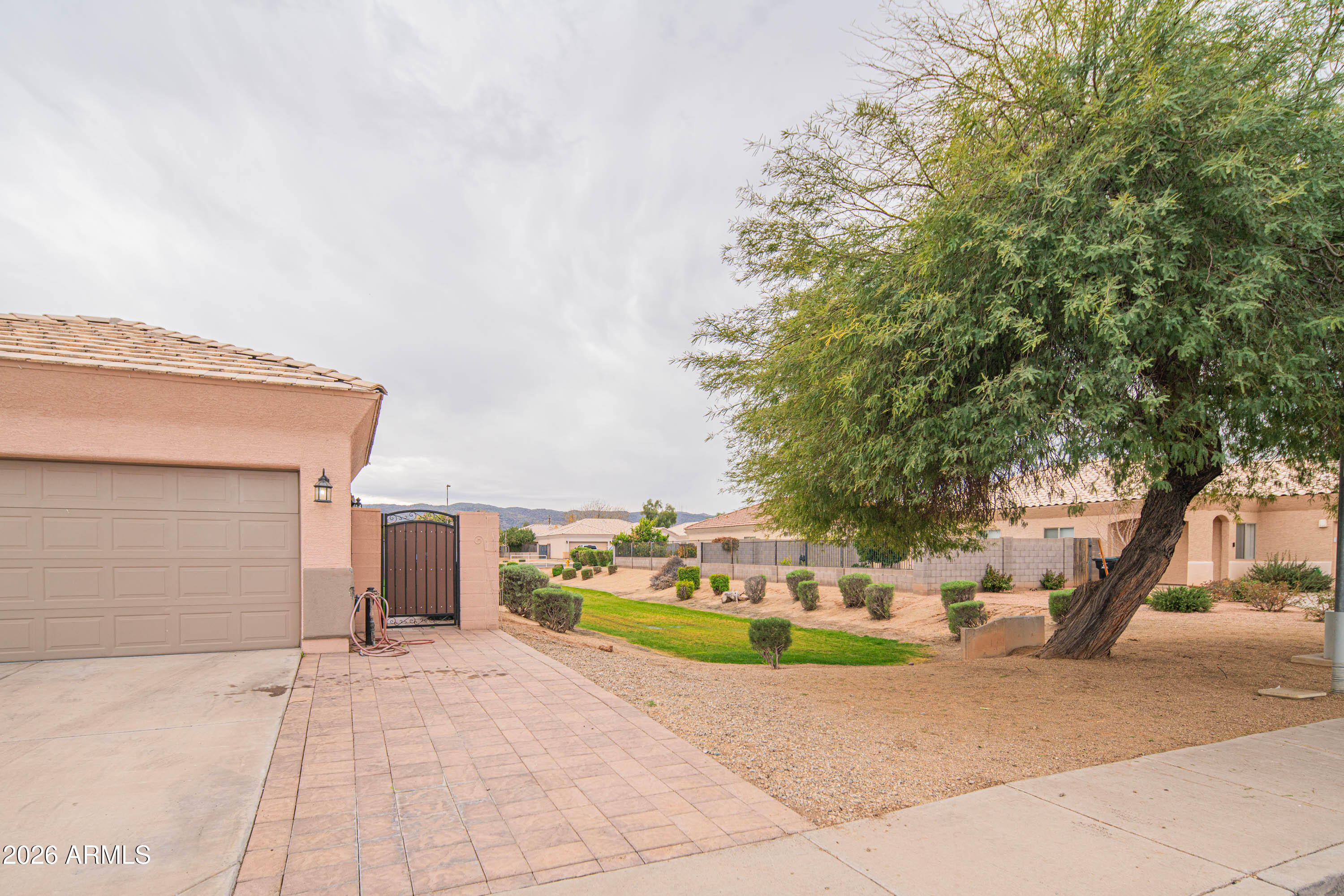 2621 East Pecan Road Phoenix, AZ 85040 - Photo 3 of 31 craigrootimaging_epr-39