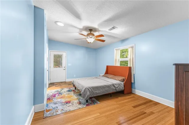 $2,900 | 6567 Tahiti Way, Flowery Branch, GA 30542