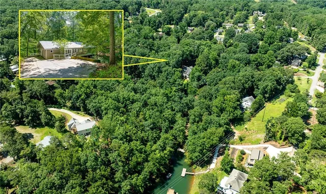 $2,900 | 6567 Tahiti Way, Flowery Branch, GA 30542