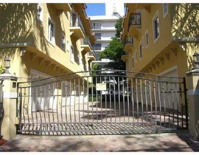 $4,600 | 2919 Coconut Avenue, Unit 4, Miami, FL 33133