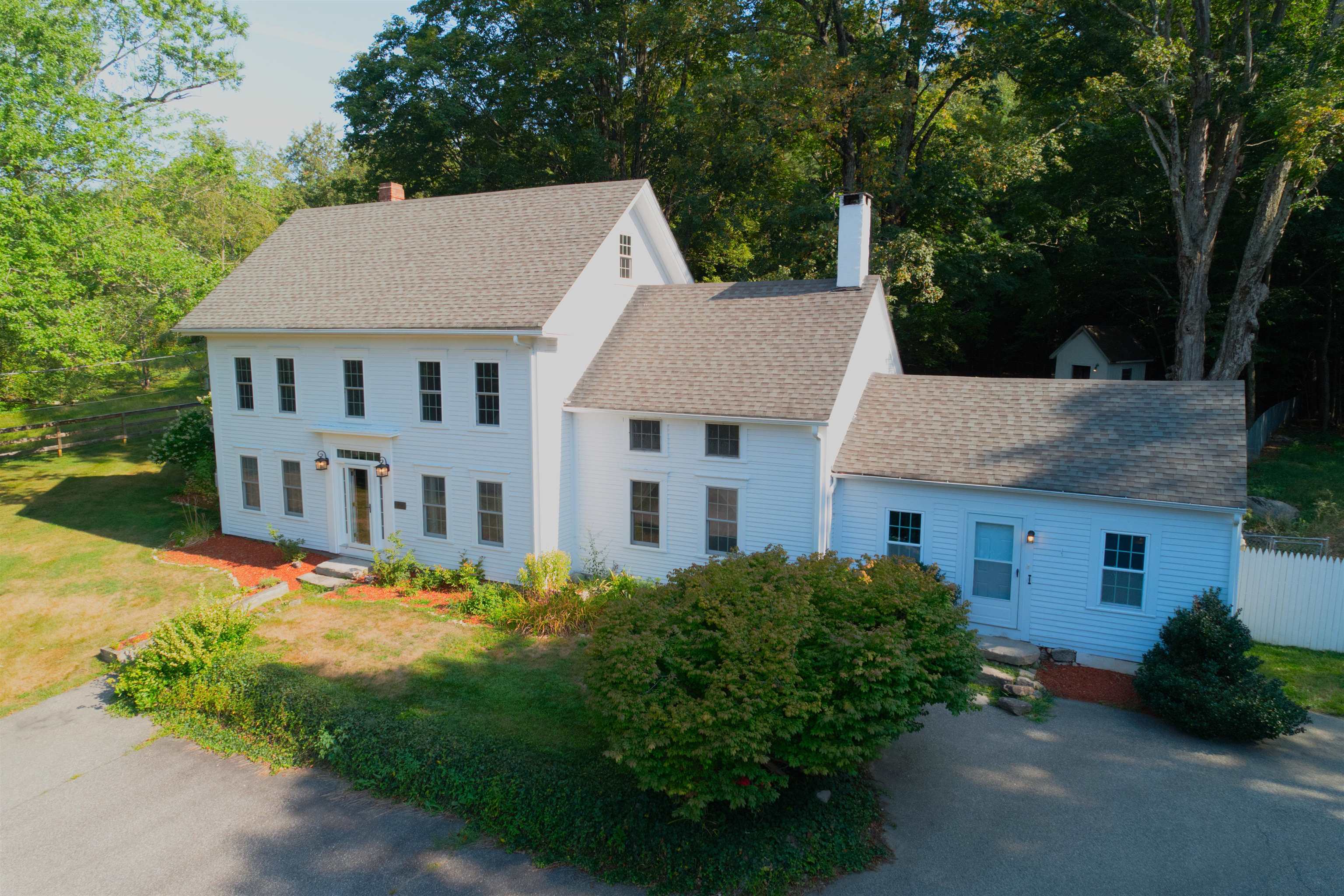 196 Brown Road Candia, NH 03034 - Photo 4 of 59
