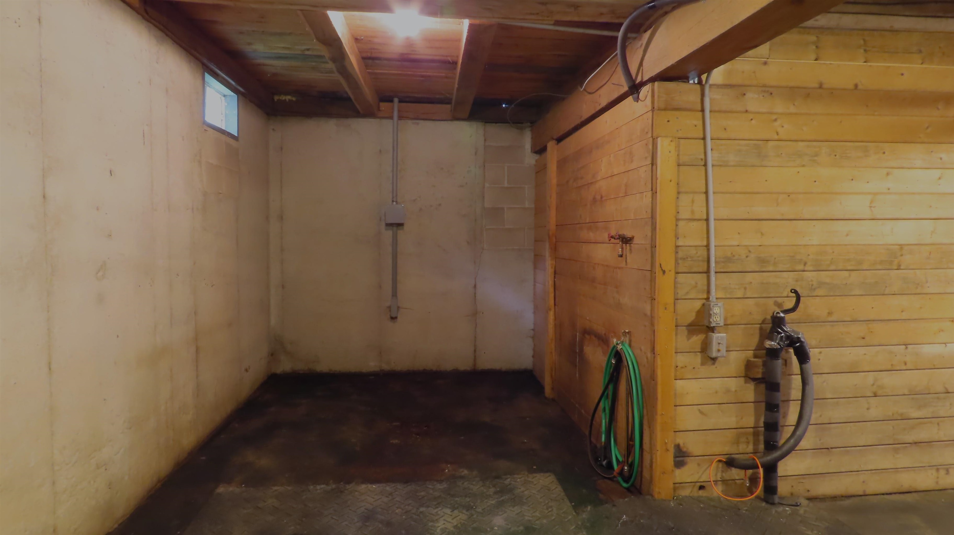 196 Brown Road Candia, NH 03034 - Photo 51 of 59