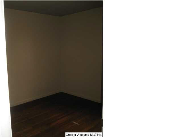 932 Center Way Southwest Birmingham, AL 35211 - Photo 15 of 24