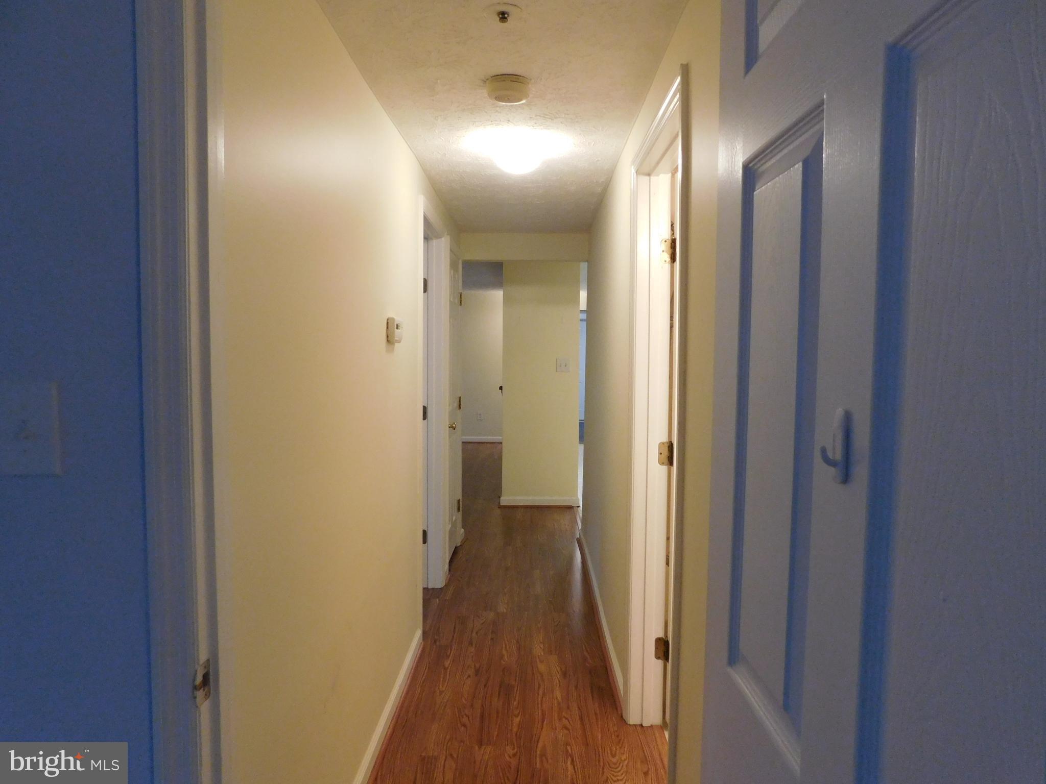 6375 Greenfield Road, Unit 1502 Elkridge, MD 21075 - Photo 17 of 20 hallway