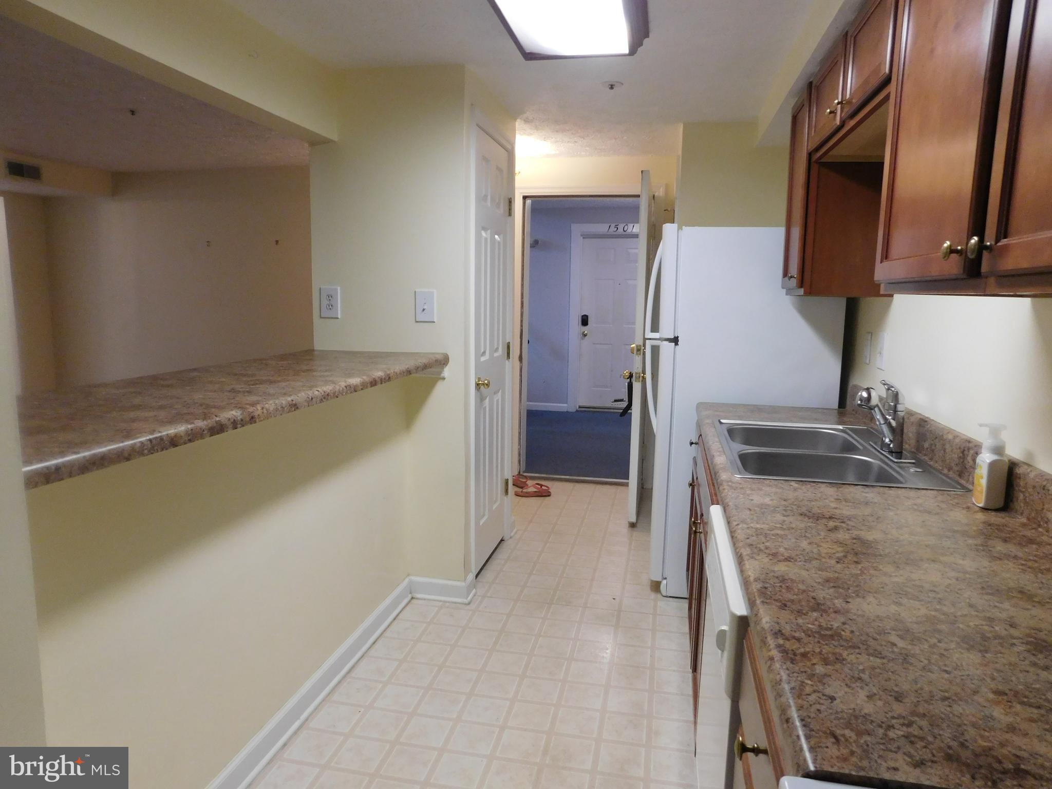6375 Greenfield Road, Unit 1502 Elkridge, MD 21075 - Photo 5 of 20 Gallery Image 5