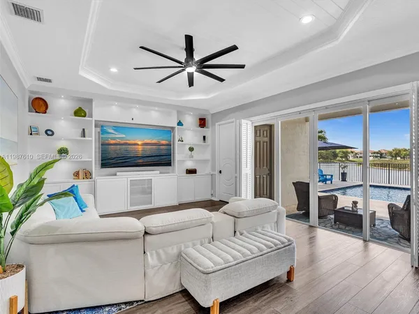 $1,100,000 | 8878 Cobblestone Point Circle, Boynton Beach, FL 33472