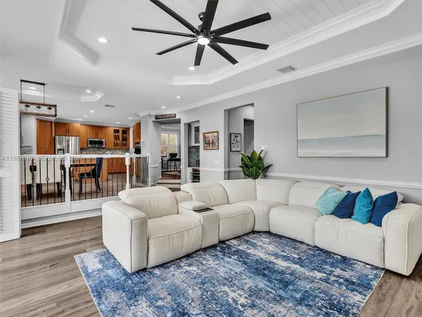 $1,100,000 | 8878 Cobblestone Point Circle, Boynton Beach, FL 33472