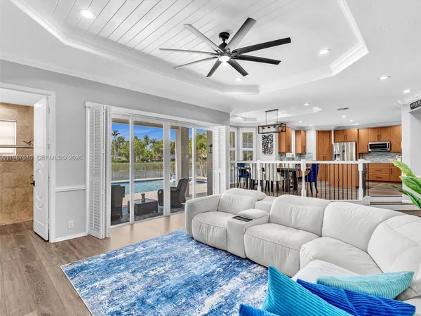 $1,100,000 | 8878 Cobblestone Point Circle, Boynton Beach, FL 33472