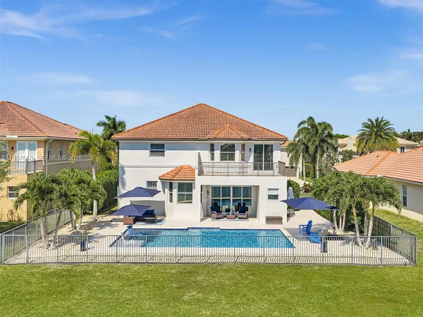 $1,100,000 | 8878 Cobblestone Point Circle, Boynton Beach, FL 33472