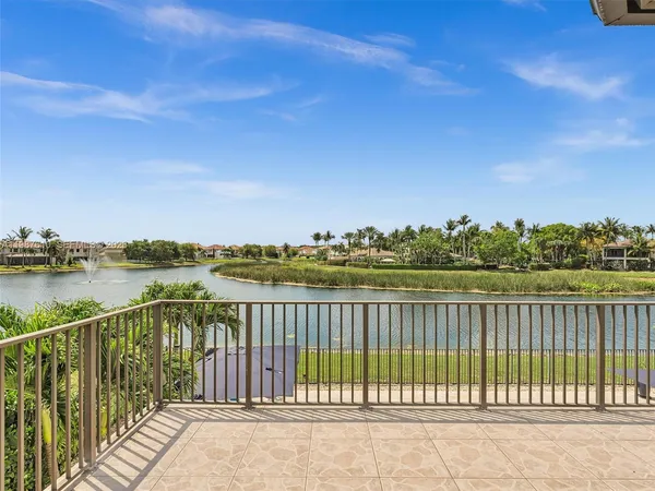 $1,100,000 | 8878 Cobblestone Point Circle, Boynton Beach, FL 33472